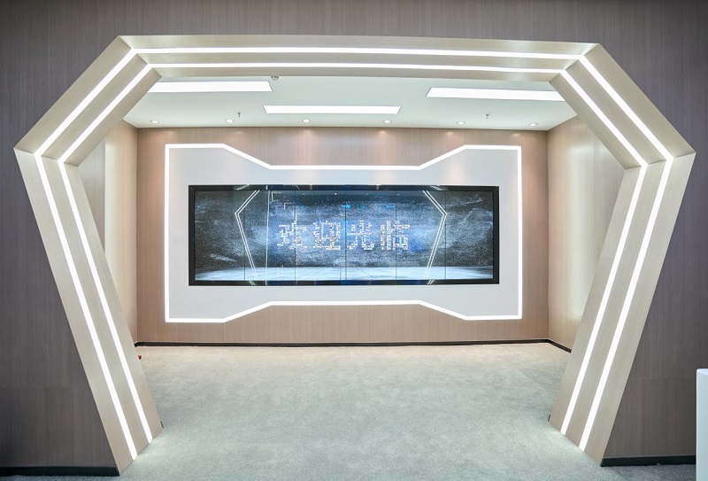 聚焦場(chǎng)景所需|華邦瀛觸摸拼接屏，開啟互動(dòng)新體驗(yàn)